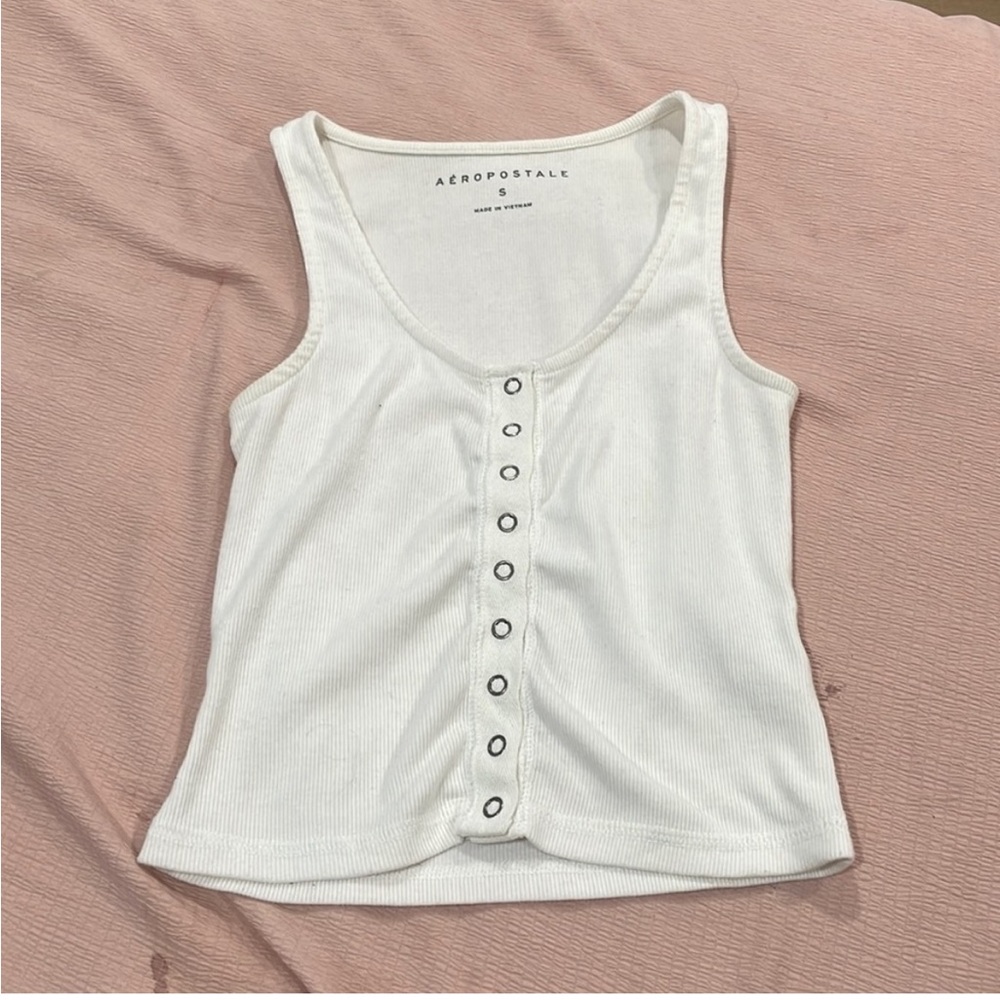 white tank